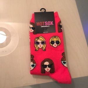 NWT HOT SOX PINK
